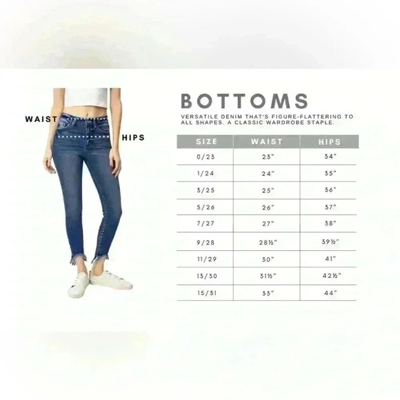 Black jean with cheetah detail - Picture 3 of 6